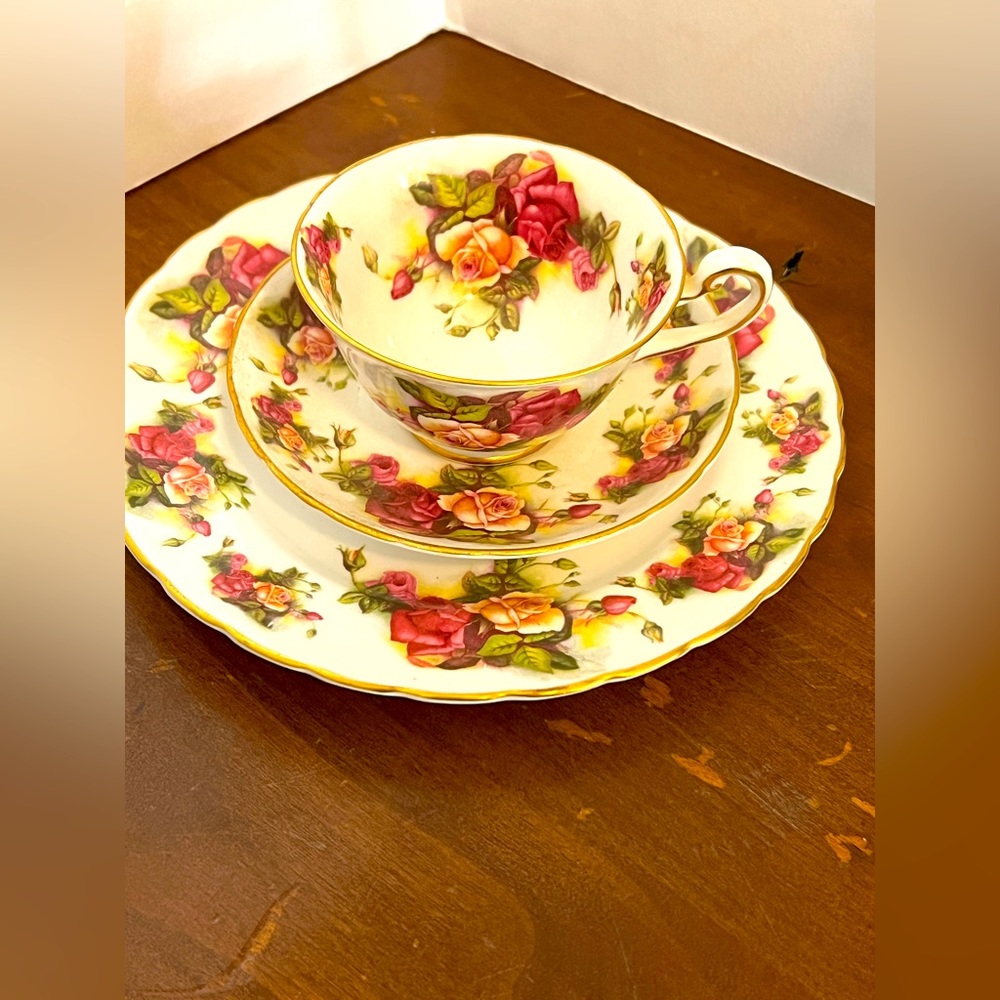 Royal Chelsea Old English Rose Tea Cup, Saucer and appetizer plate. Mint Cond